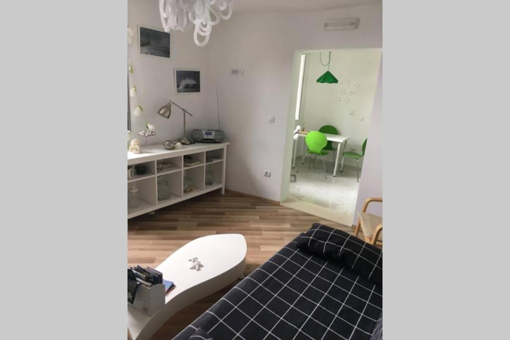 Appartement A Bright Hideaway à Dubrovnik Extérieur photo